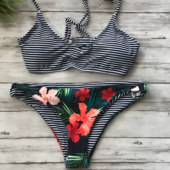 Flower Print Striped Bikini Set - Picture 2 of 7